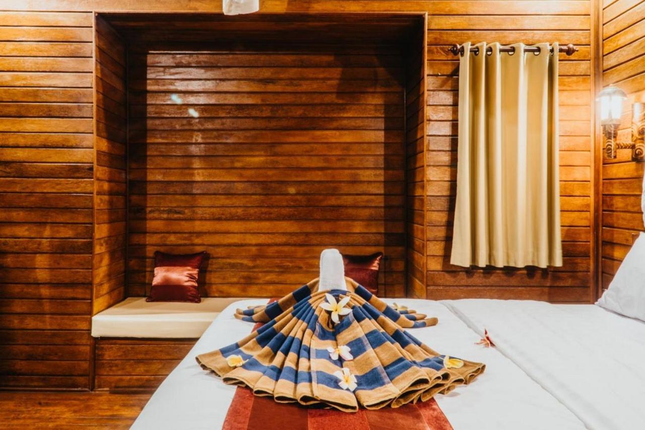Taman Tirta Villa Nusa Lembongan  Ngoại thất bức ảnh