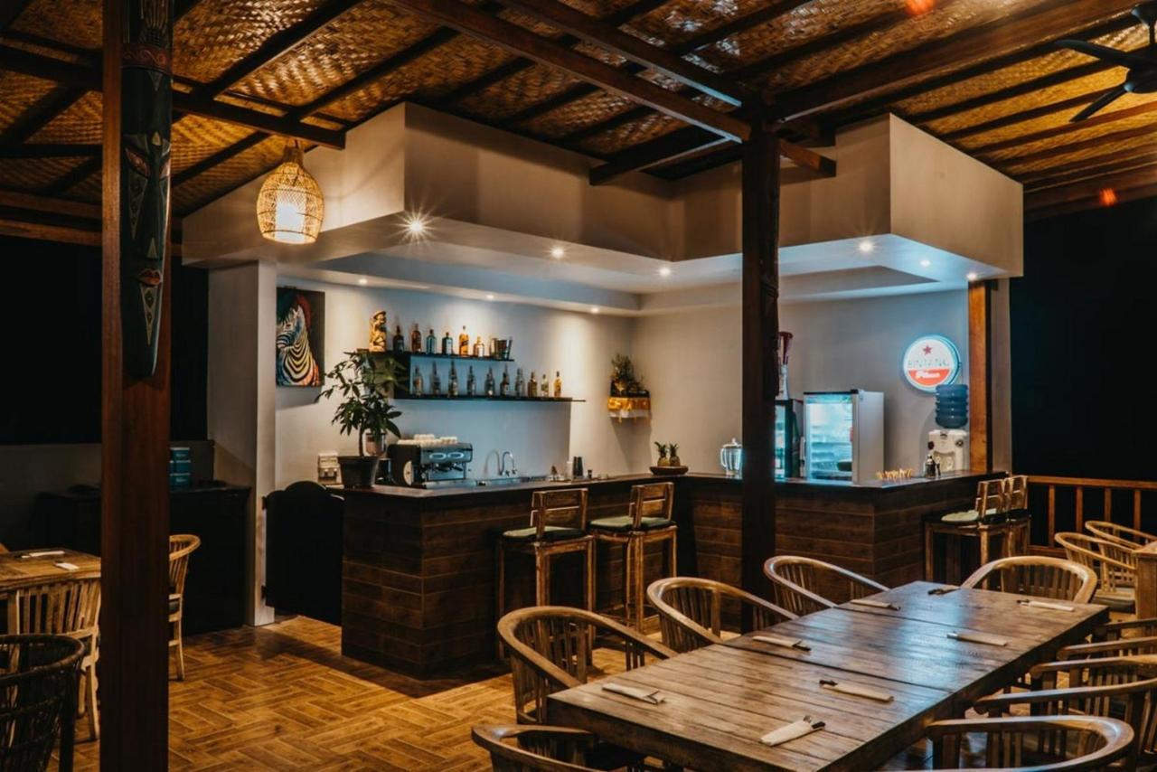 Taman Tirta Villa Nusa Lembongan  Ngoại thất bức ảnh